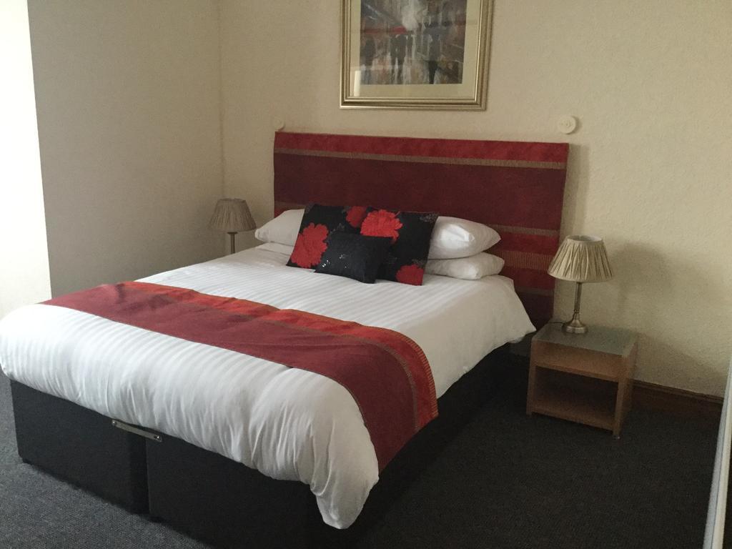 Woodlands Guest House 시포스 외부 사진