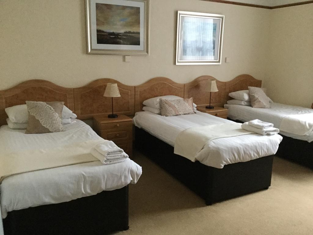 Woodlands Guest House 시포스 외부 사진