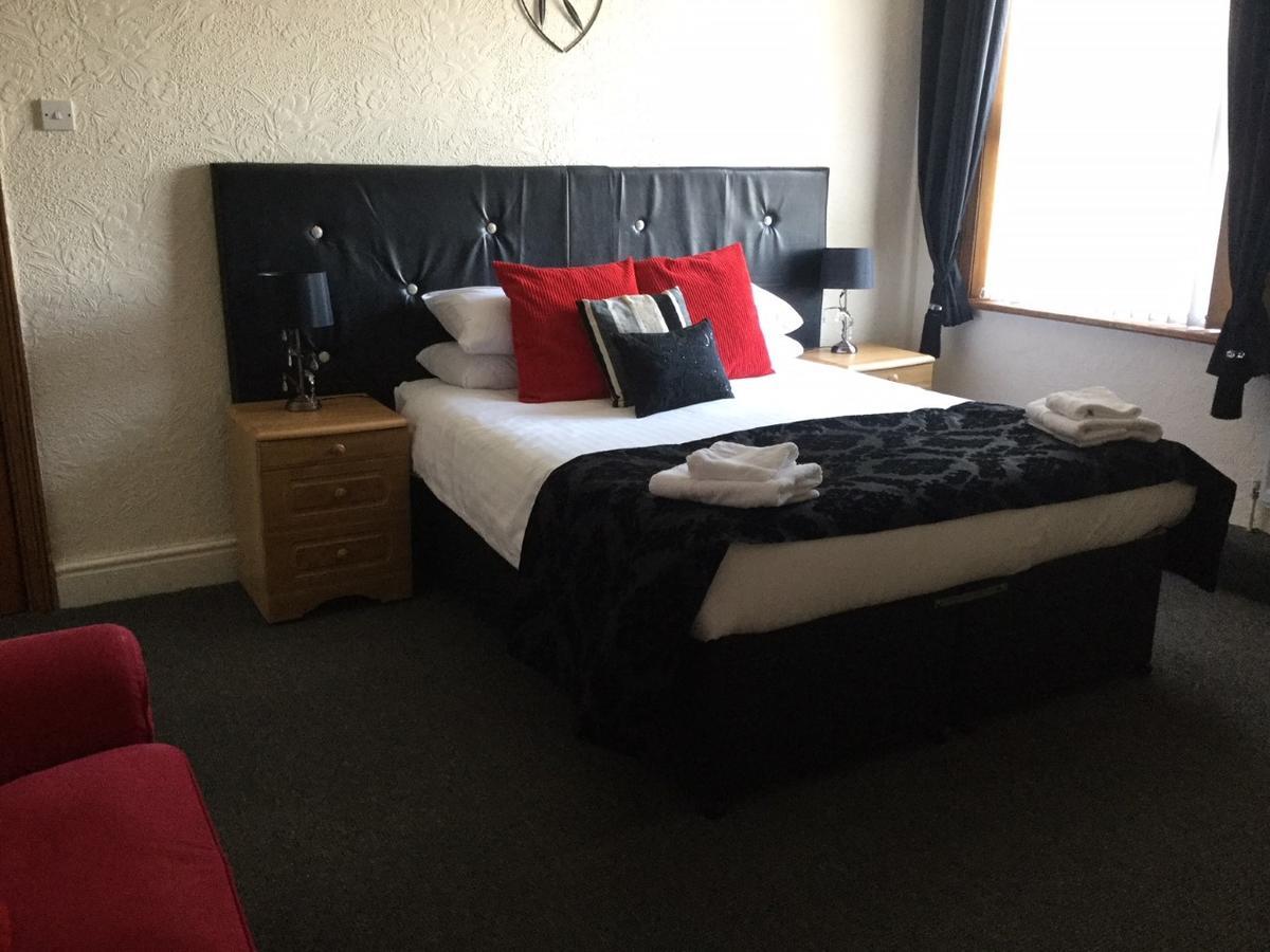 Woodlands Guest House 시포스 외부 사진