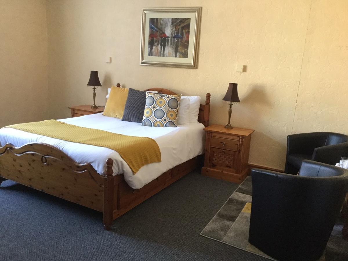 Woodlands Guest House 시포스 외부 사진